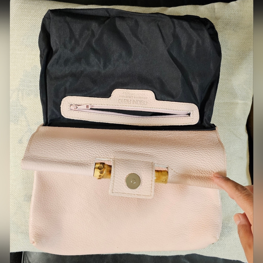 Cecconi Piero Pebbled Italian Leather Pale Pink Clutch with Bamboo Accent - Picture 8 of 13